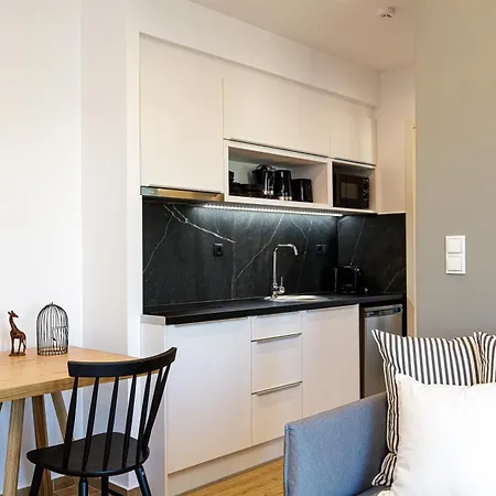 Eleven Boutique 4*