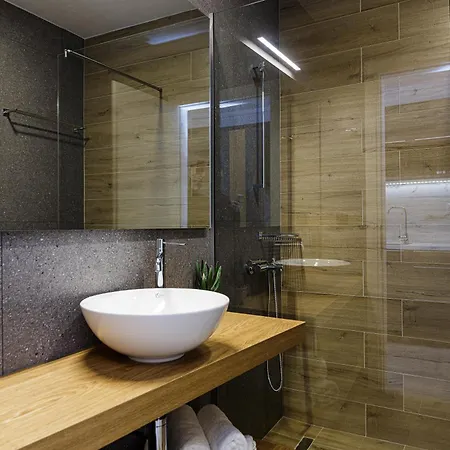 Eleven Boutique 4*