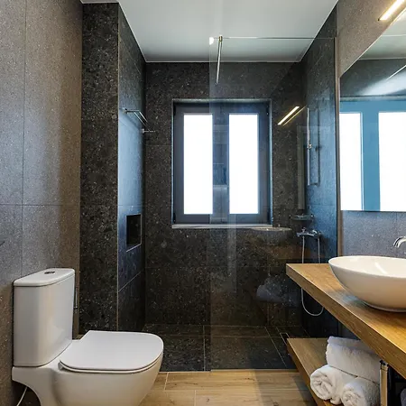 Eleven Boutique Hotel 4*